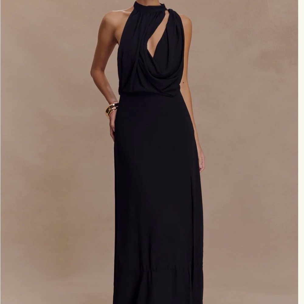 Meshki Elegant Black Strapless Gown